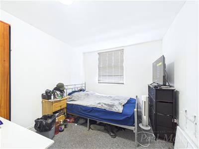 Bedroom/ Reception Room